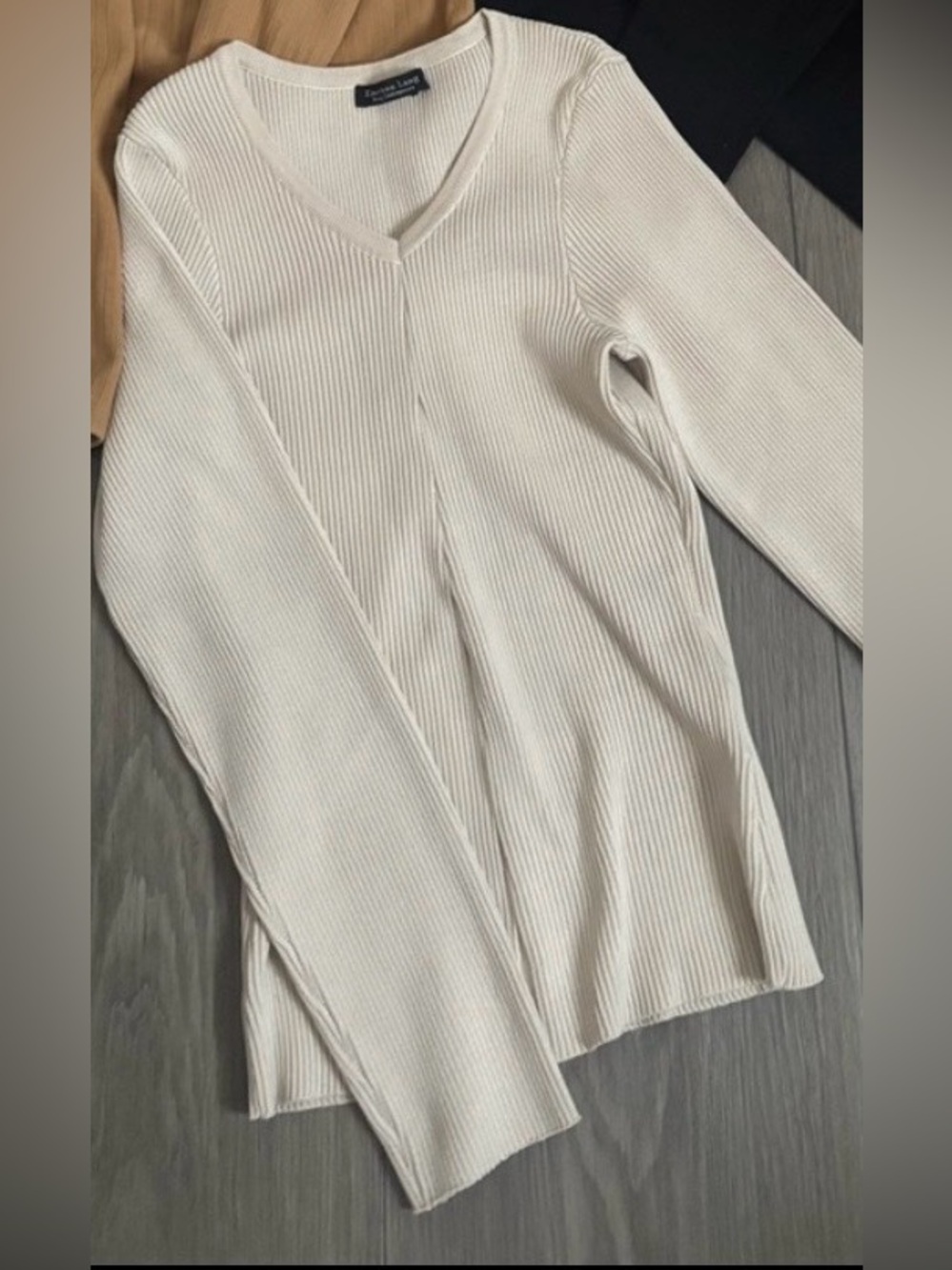 Women's V-Neck Sweater Set - Cream, Black, Tan
